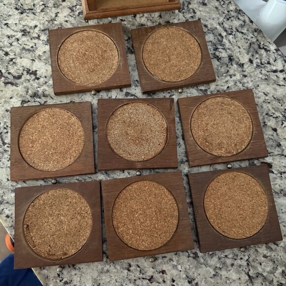Vintage 1970’s Lot of 8 Wooden Drink Coasters w/ Cork & Brass Decorative Handle - Picture 2 of 6